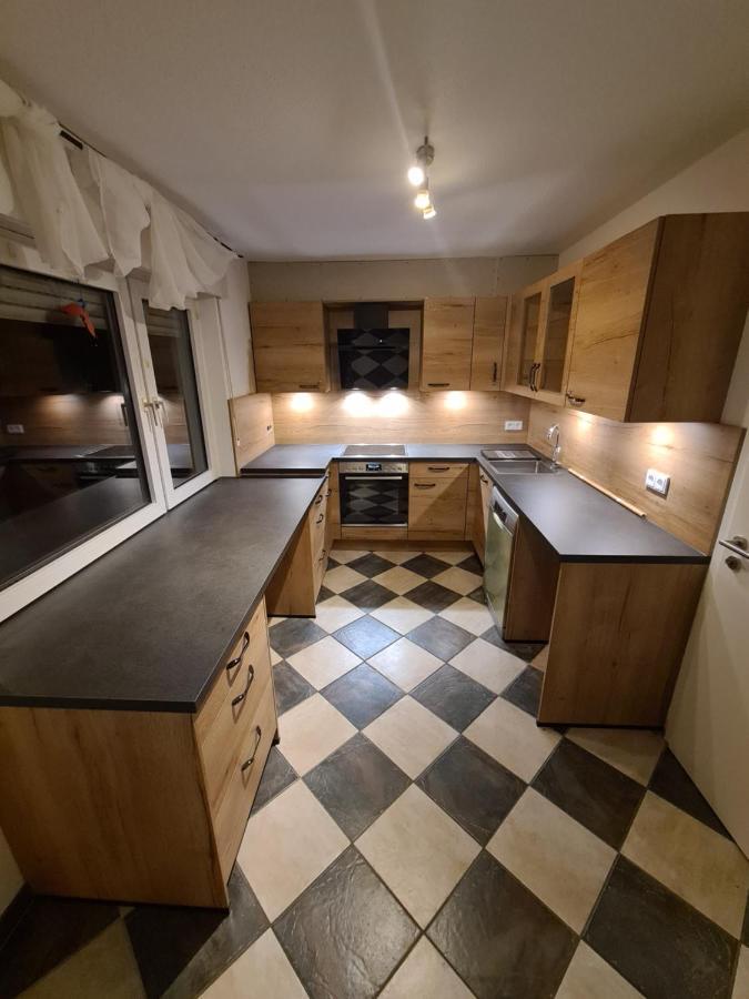 Privat bewohntes Haus ZUR ALLEINNUTZUNG mit Garten und Terrasse - im Kurort Bad Salzuflen Exterior foto