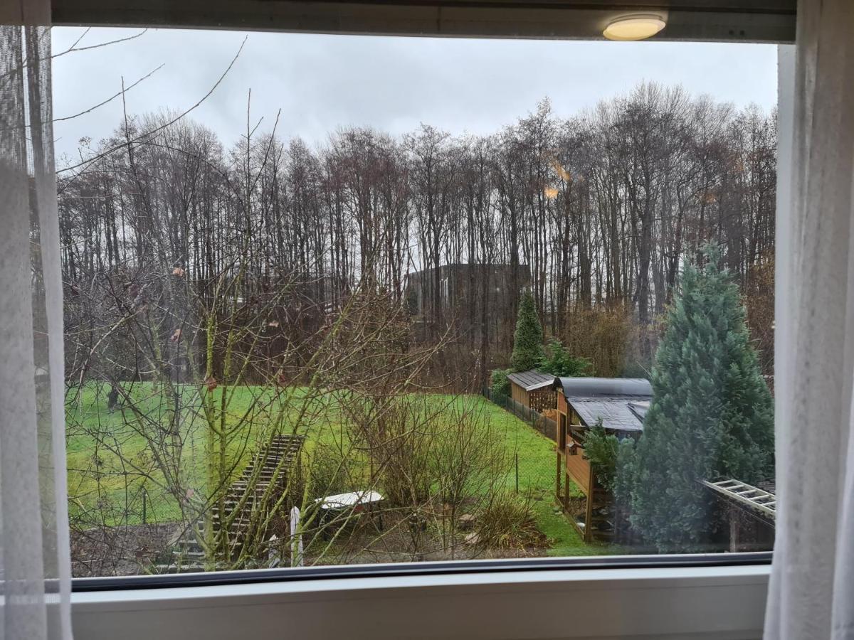 Privat bewohntes Haus ZUR ALLEINNUTZUNG mit Garten und Terrasse - im Kurort Bad Salzuflen Exterior foto