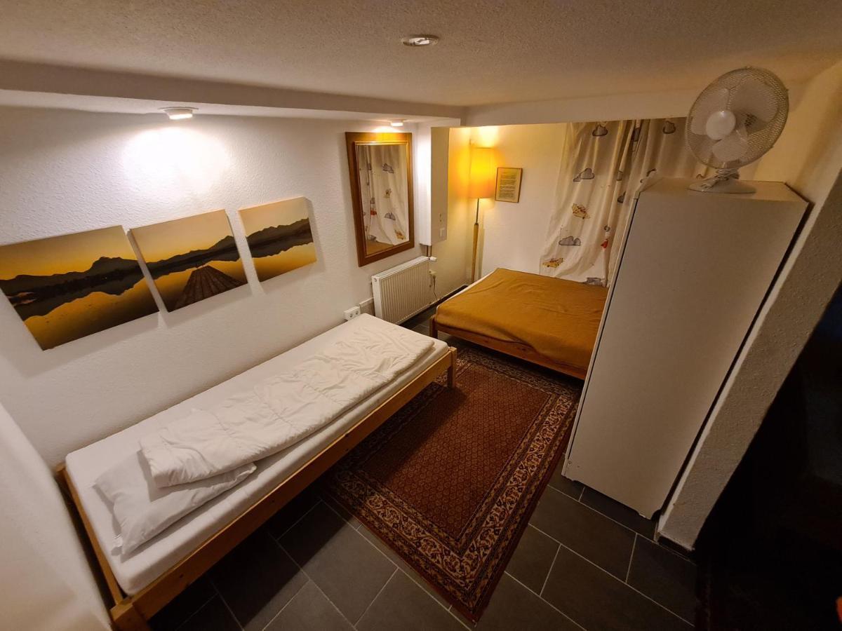 Privat bewohntes Haus ZUR ALLEINNUTZUNG mit Garten und Terrasse - im Kurort Bad Salzuflen Exterior foto